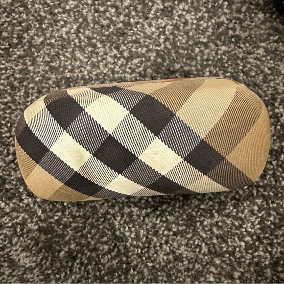 Burberry Accessories - Burberry Checkered Sunglasses case Eyeglass Case